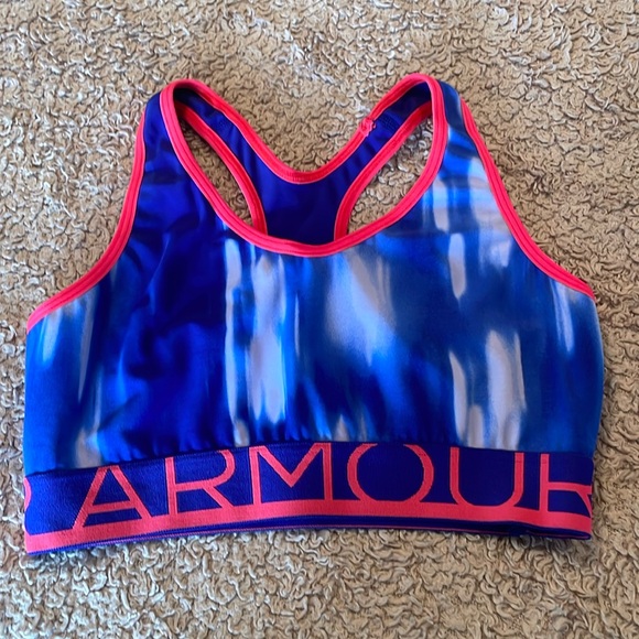 Under Armour Other - UNDER ARMOUR Sports Bra - size Med